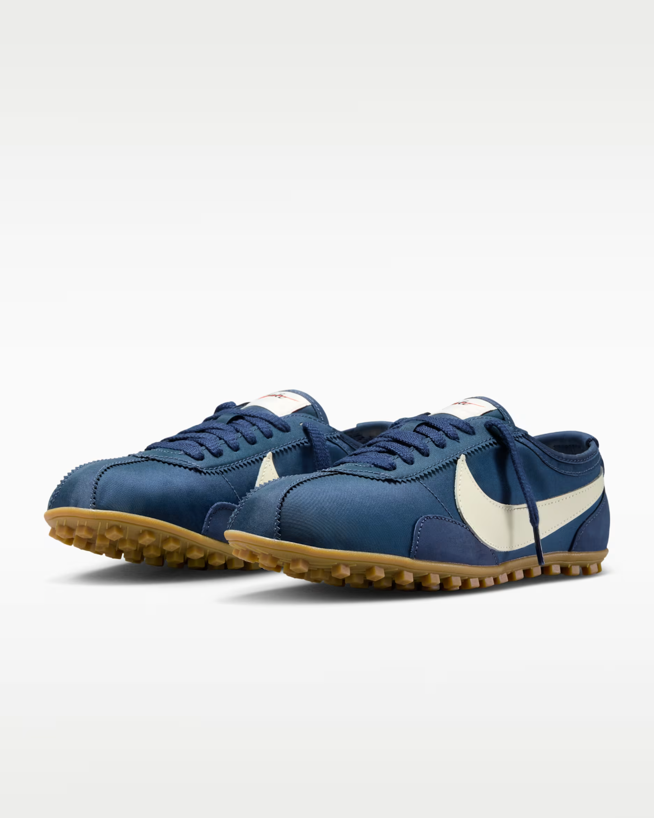 IW0955-400 Nike Moon Shoe OG "Midnight Navy" (Women's)