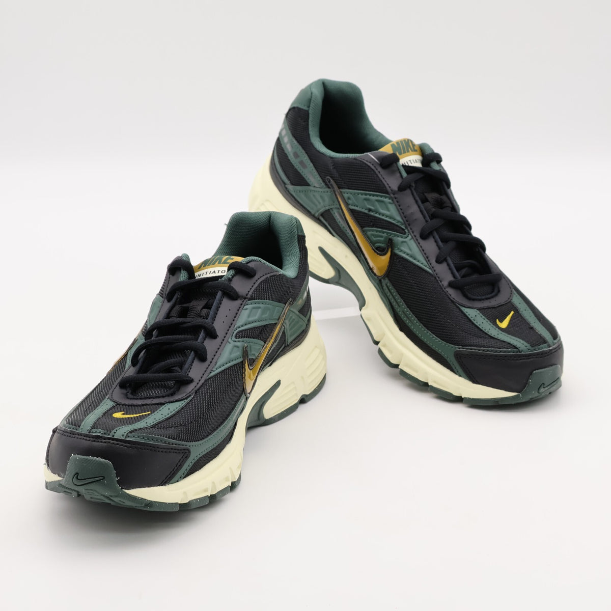HQ3611-010 Nike Initiator Black Vintage Green Coconut Milk Bronzine (Men's)