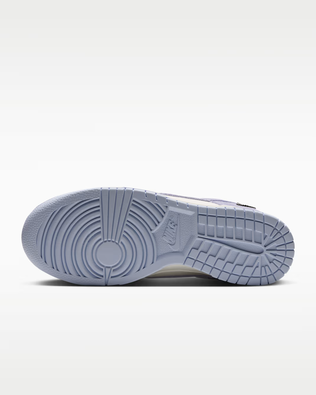 IO4244-500 Nike Dunk Low "Palest Purple" (Women's)