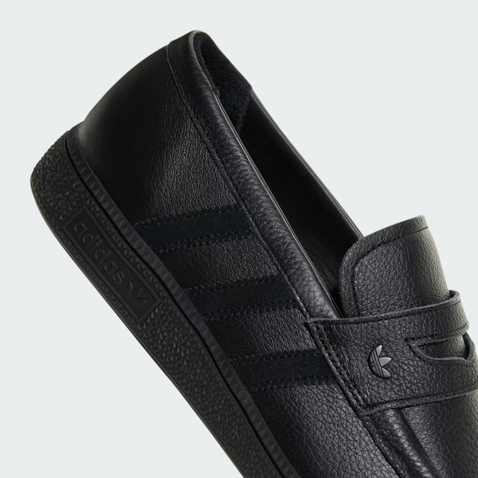 KZ6695 adidas HANDBALL SPEZIAL LOAFER (Men's)