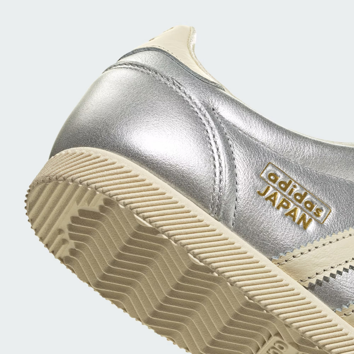 KI8494 adidas Originals Japan Silver Metallic Cream White Gold Metallic (Women's