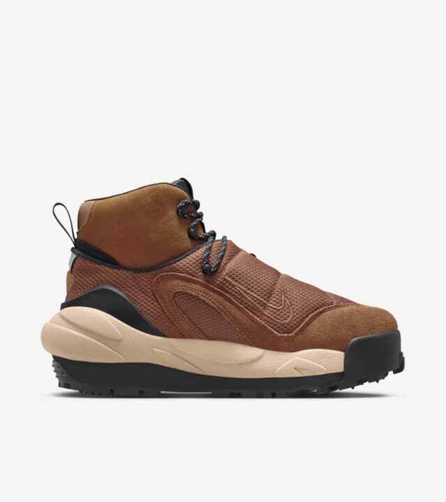 FN0563-200 sacai Nike Magmascape Pecan (Men's)