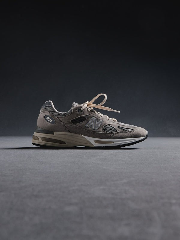 M991KI1 KITH 101 New Balance 991 Vetiver (Men's)