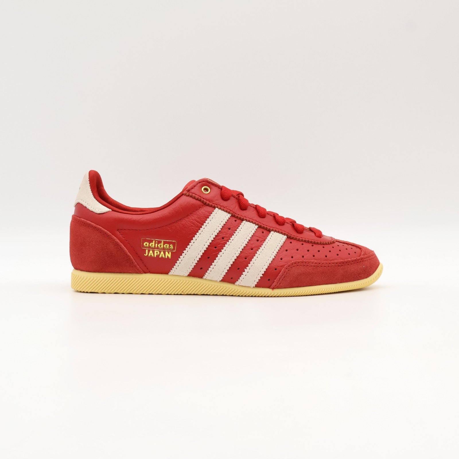 IG4507 adidas Originals Japan Better Scarlet Off White (Women's)