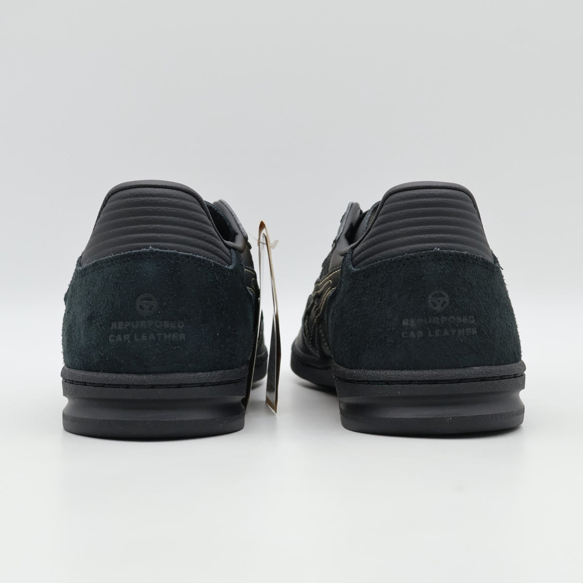 1203A559-001 Toyoda Gosei Asics Skyhand OG Black (Men's)
