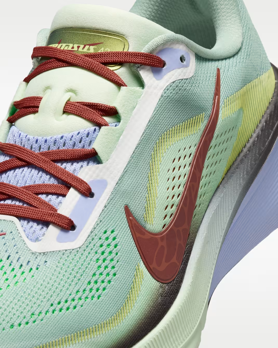 IW1247-099 Nike Pegasus 42 SE "Steam/Frosted Spruce" (Men's)