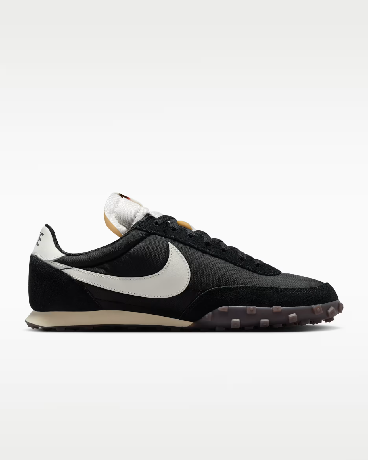 IM8658-103 Nike Waffle Racer BLACK/SAIL-COCONUT MILK-GUM DARK BROWN (Men's)