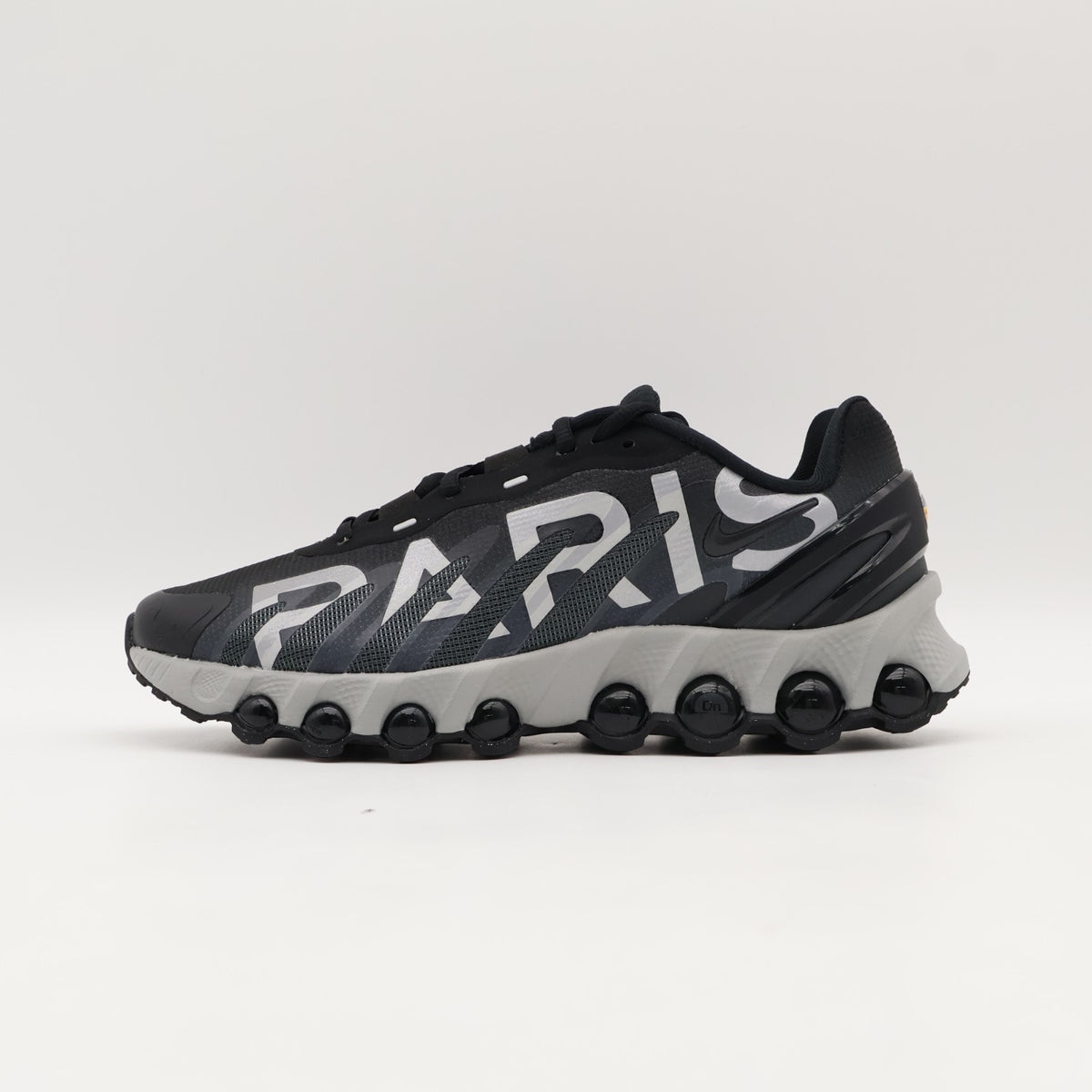 IH2140-001 PSG Ã Nike Air Max DN8 Black White (Men's)