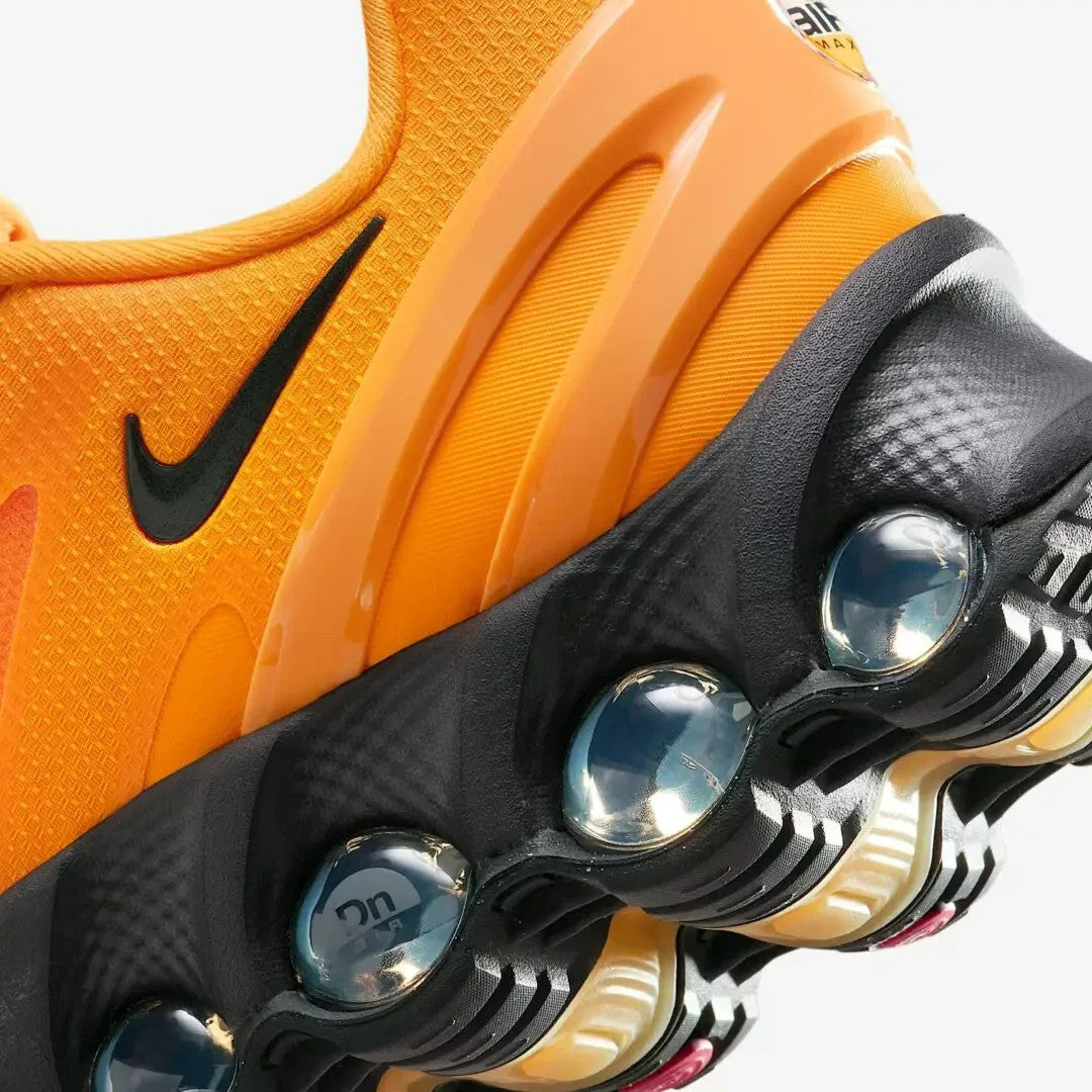 IM7405-700 Nike Air Max DN8 Sundial (Men's)