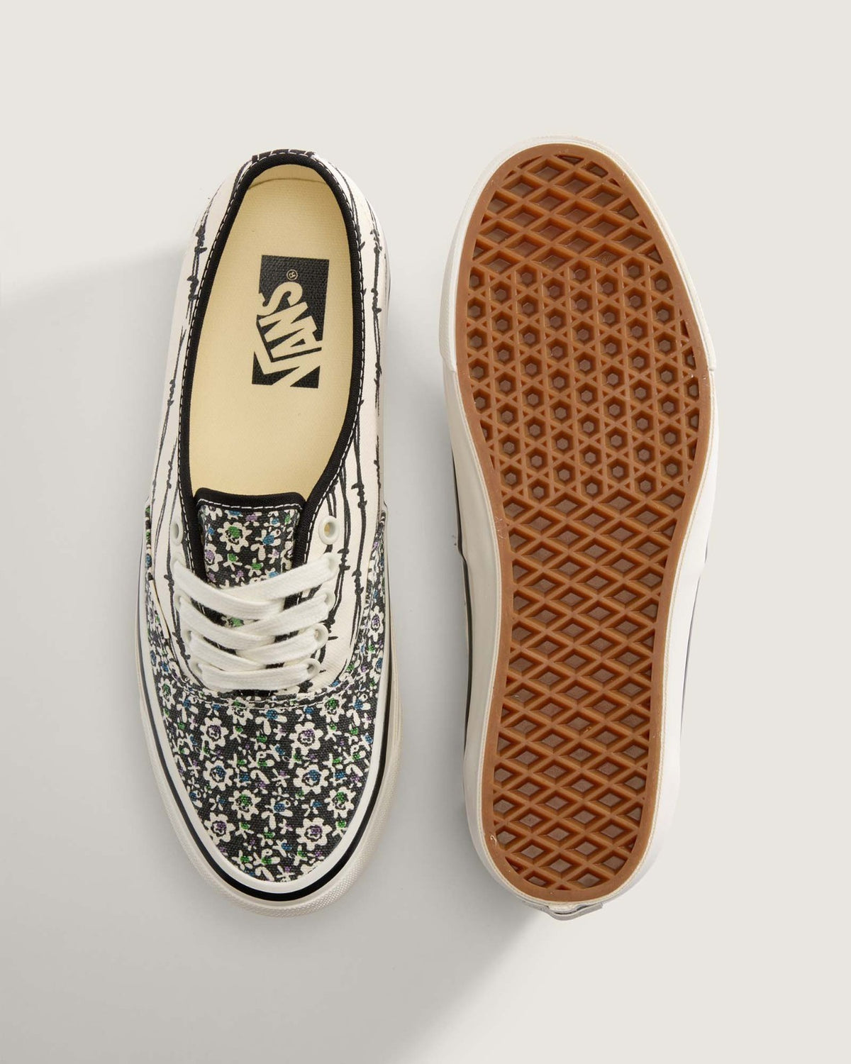 VN000D9NF0B Vans Premium Authentic Daisy Wire (Men's)