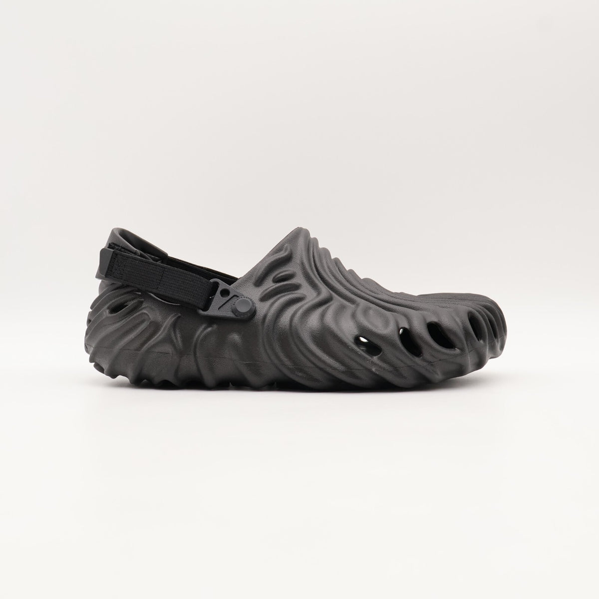 207393-001 Salehe Bembury x Crocs Pollex Sasquatch Black Onyx Dark Noir (Men's)