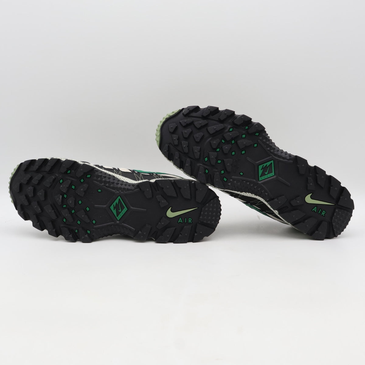 FJ7098-301 Nike Air Humara Oil Green and Malachite