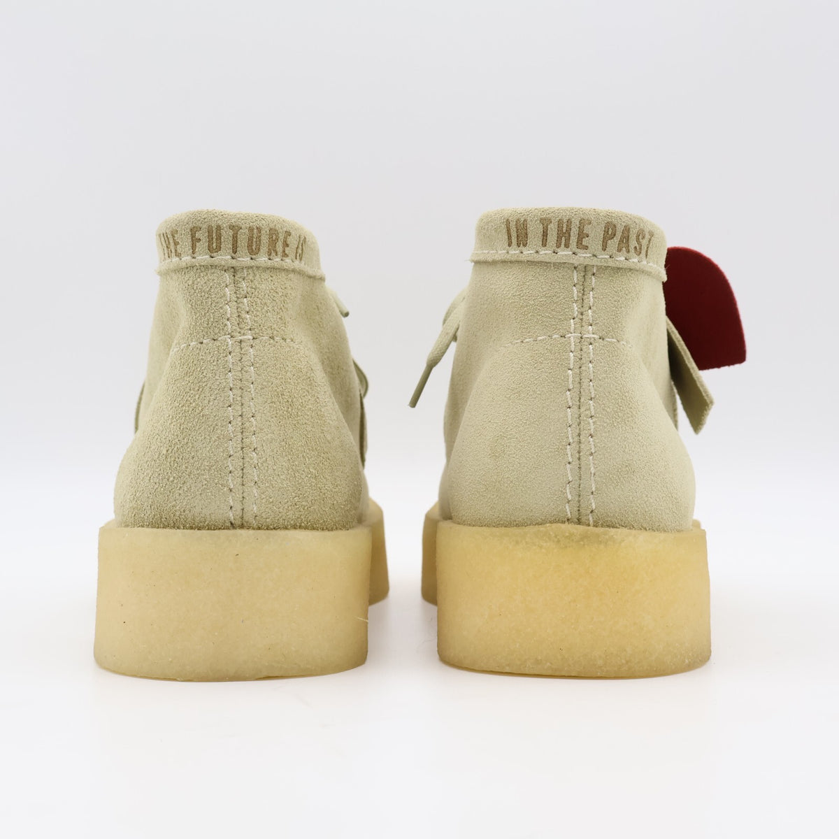 26180232 HUMAN MADE Clarks Wallabee Beige (Men's)