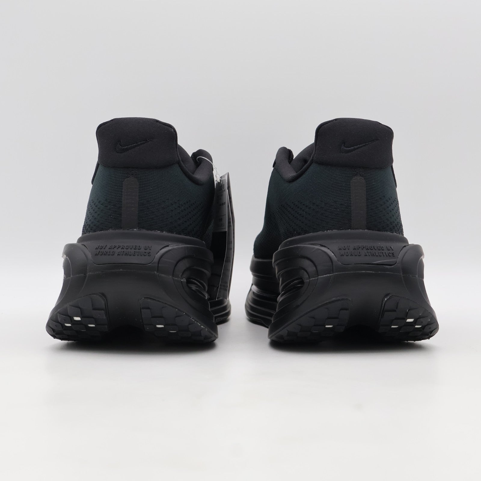 IQ0627-001 Nike Vomero Premium Chrome Mini Swoosh Black (Men's)