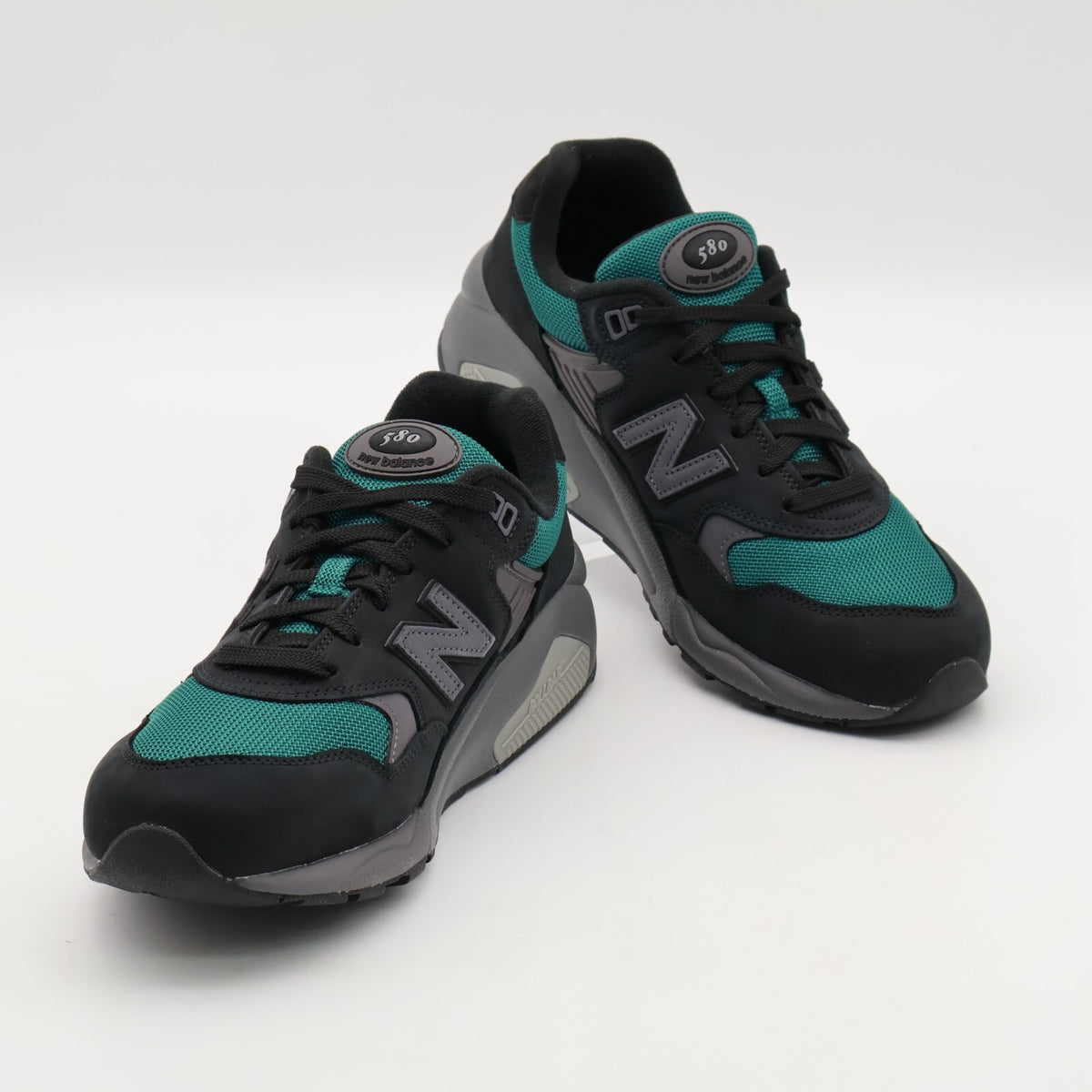 MT580VE2 New Balance 580 Black (Men's)