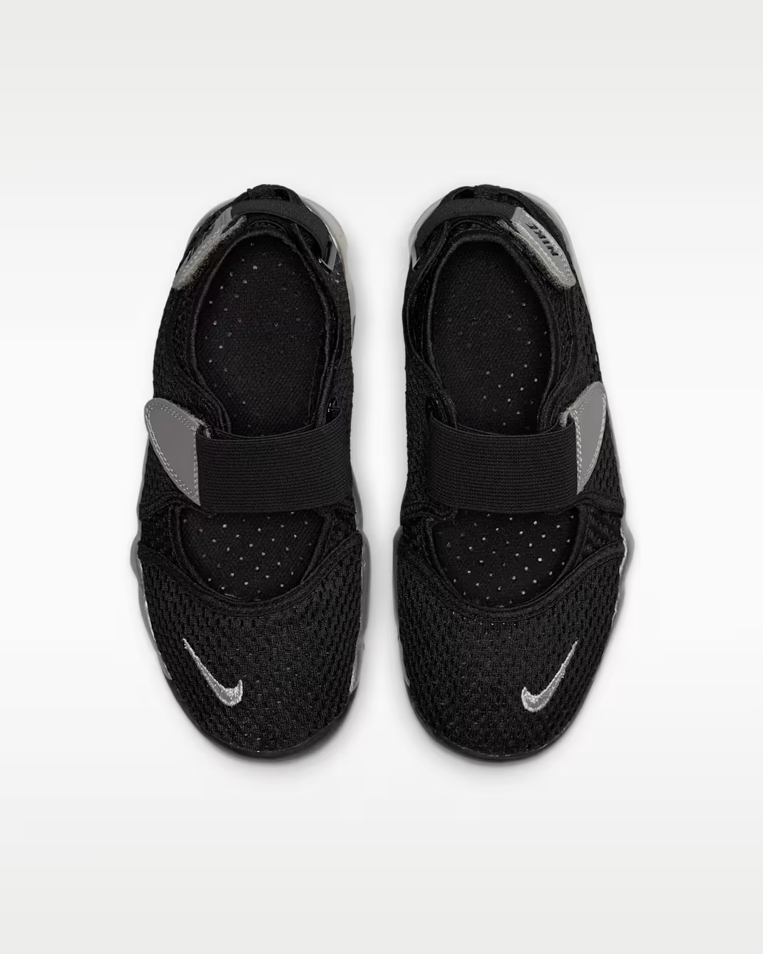 IV5362-001 Nike Rift 2 SE "Black/Metallic Silver" (GS)