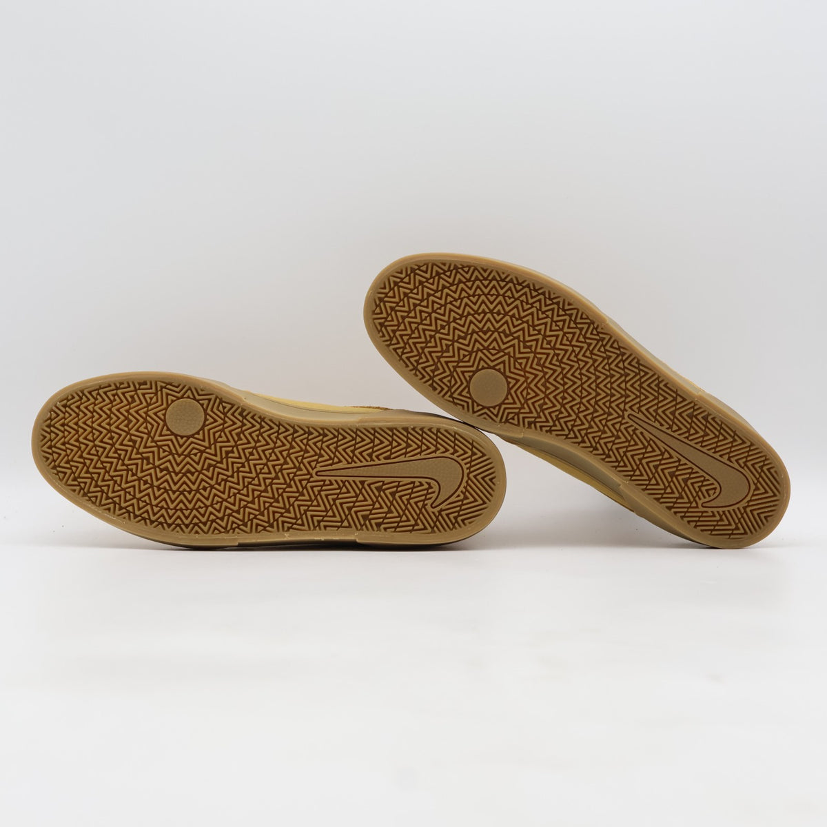 HF3066-701 Nike SB Malor TE Wheat Gum Light Brown Black (Men's)