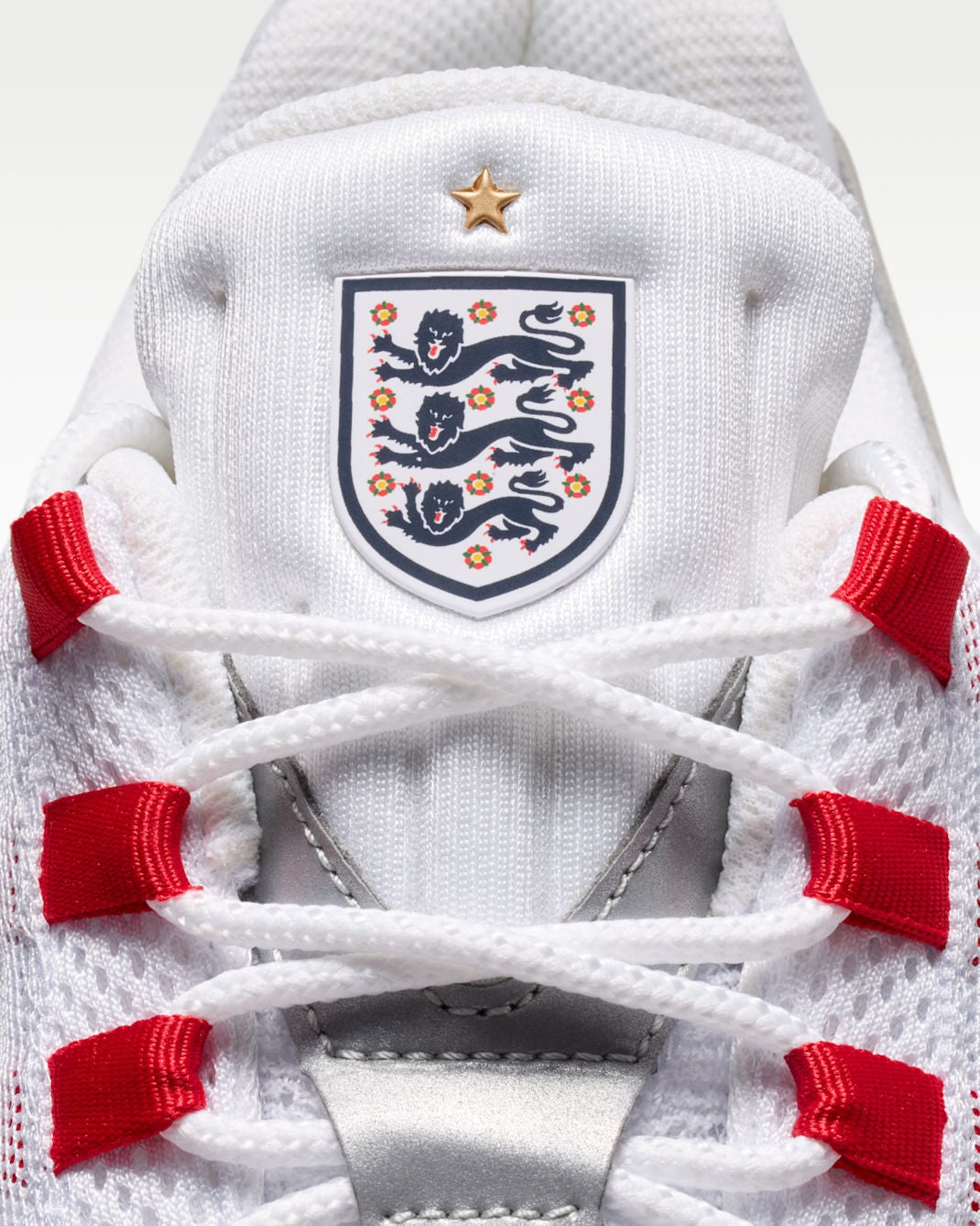 IQ0176-100 Nike Air Max 95 SE Big Bubble England (Men's)