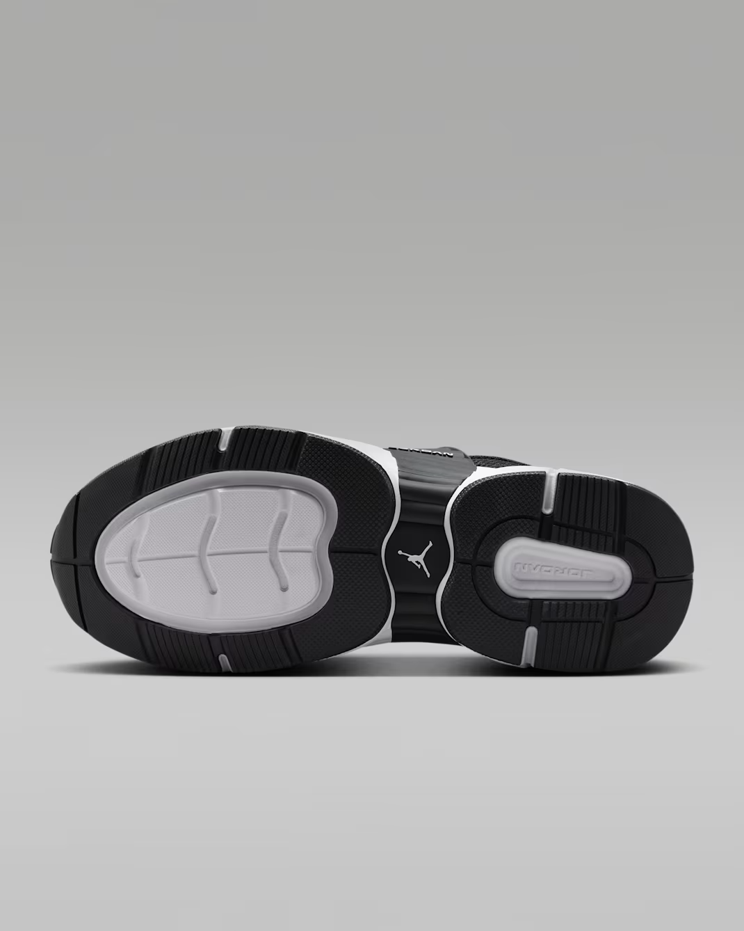 IB3722-008 Nike Jordan Trunner O/S Black White (Men's)