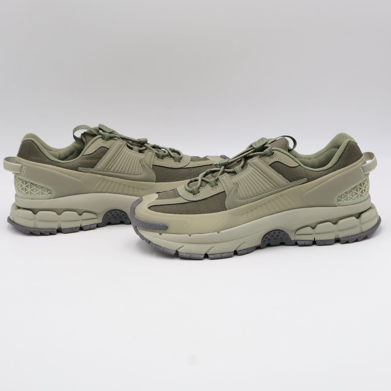 HJ4646-300 Nike Zoom Vomero 5 Roam Silver Sage Spruce Fog (Men's)