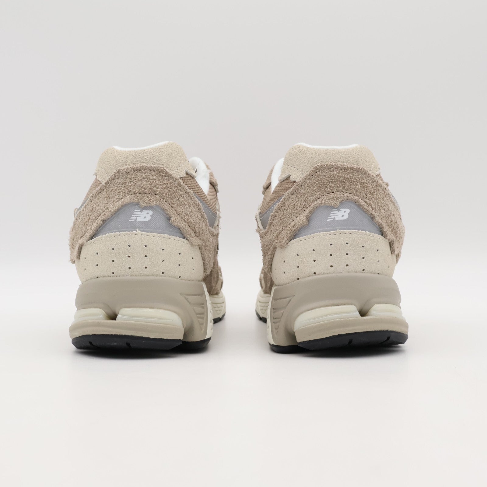 M2002RDL New Balance 2002R Protection Pack Driftwood Beige Brown White (Men's)