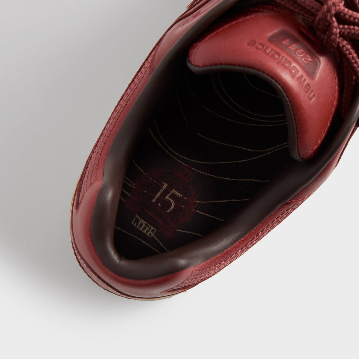 U20118V9 U20118V9 KITH Ã New Balance 2011 Bossa Nova/Breakfast Tea (Men's)