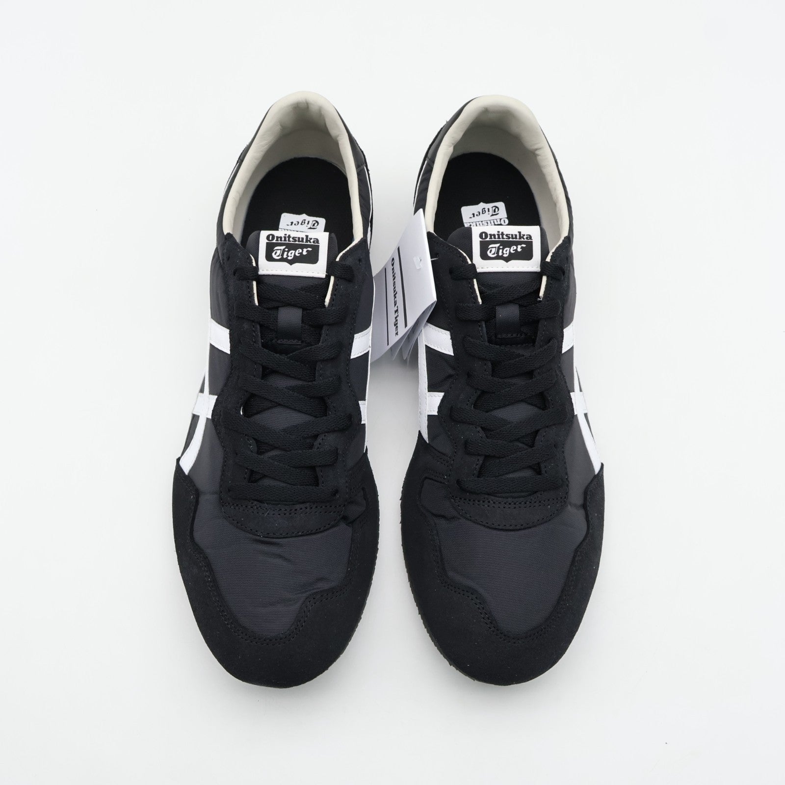 1183B400-001 Onitsuka Tiger SERRANO BLACK WHITE (Men's)