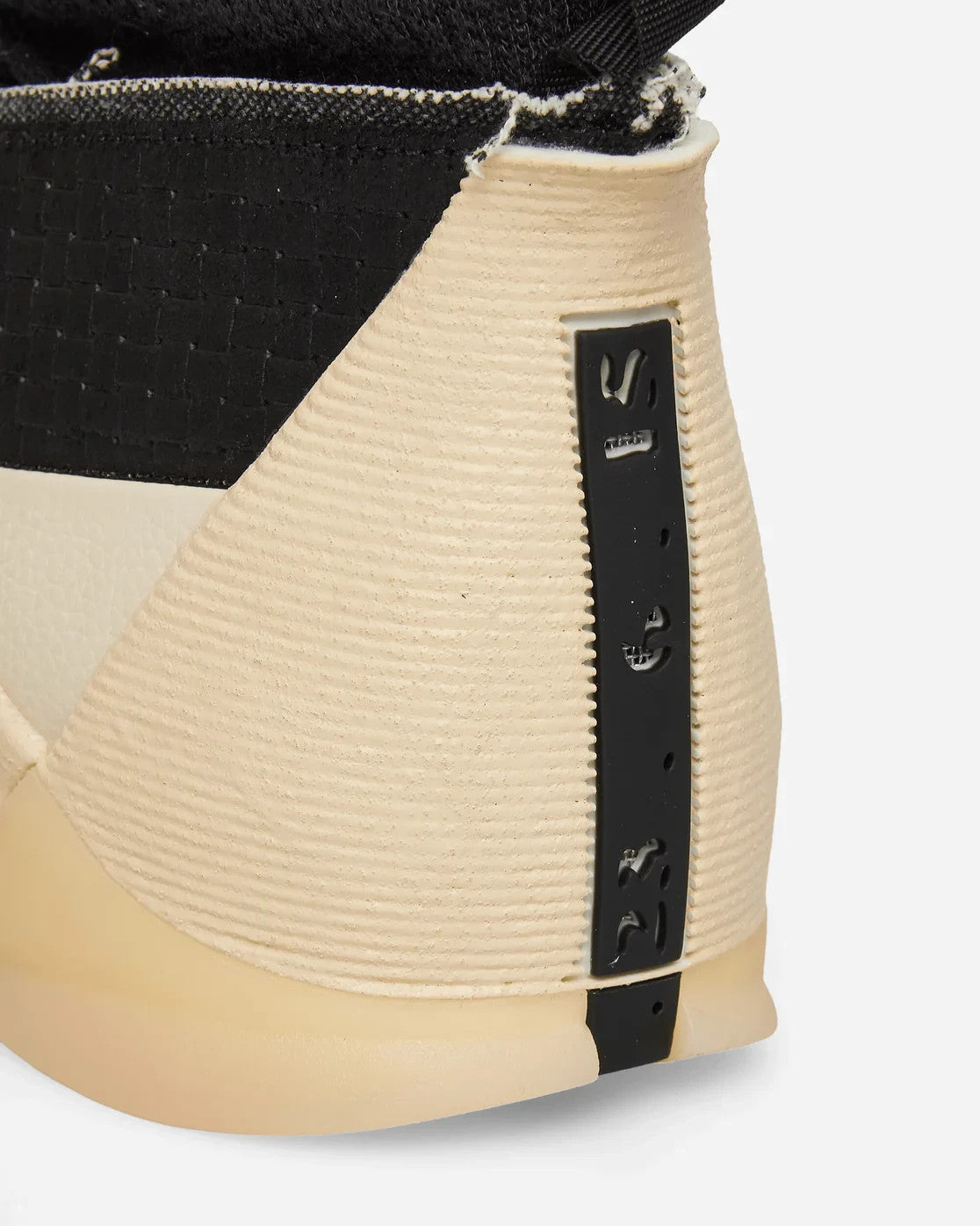 IV7637-100 Nike Air Jordan 15 SP "Black/Muslin" (Men's)