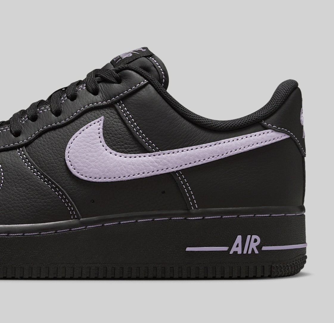 HQ2037-001 Nike Air Force 1 Low Hydrangeas (Men's)