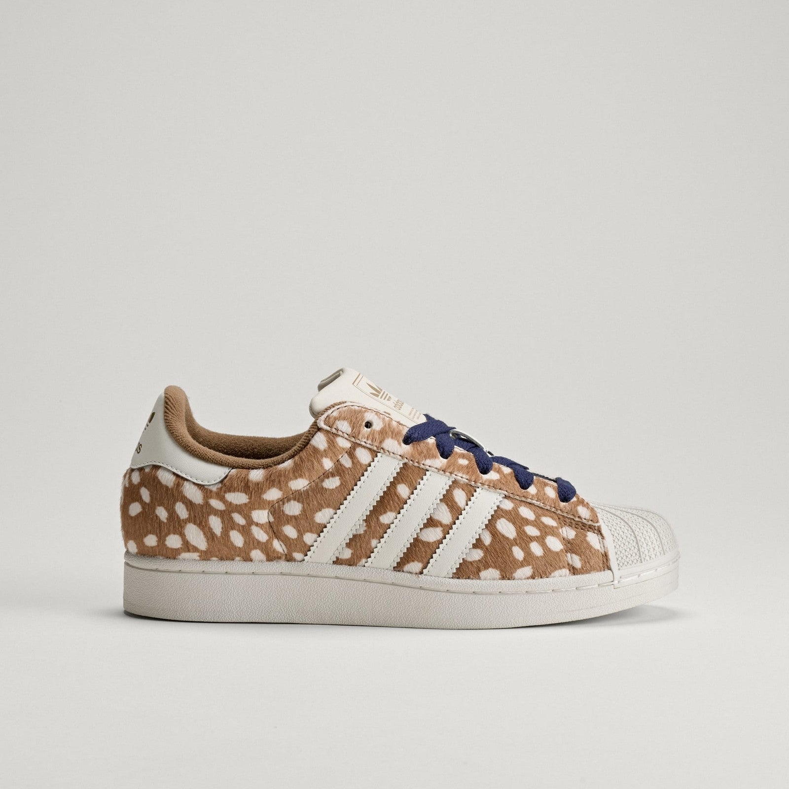 KJ4642 KJ4642 adidas Women's Superstar 2 Brown Desert/Off White (Women's)