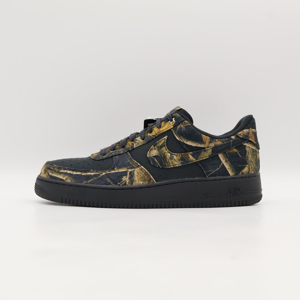 IH1221-001 Nike Air Force 1 Low Realtree (Men's)