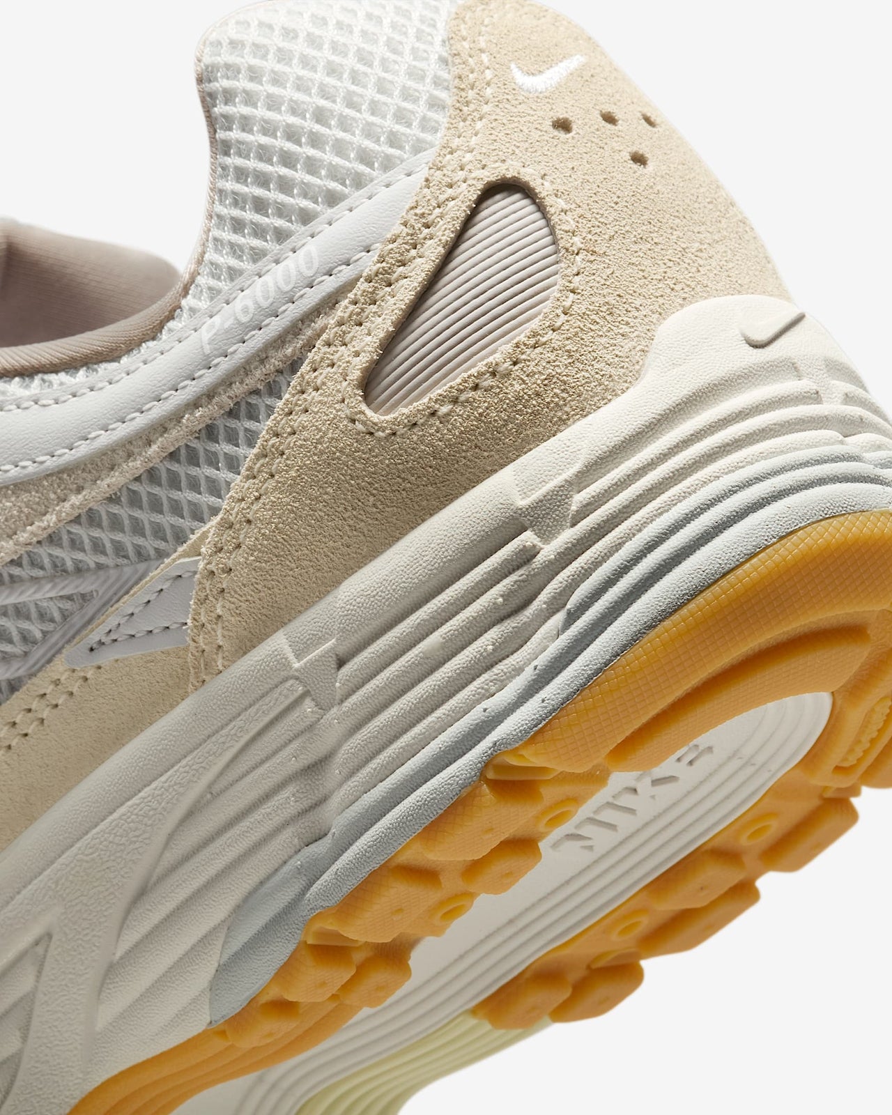 HV4312-025 Nike P-6000 Photon Dust White (Women's)