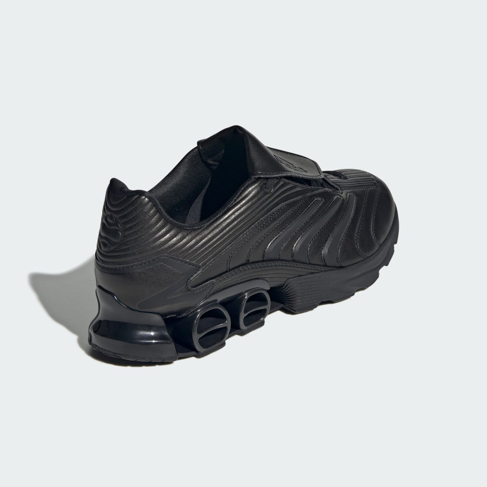 JR5567 adidas Predator Megaride Core Black (Men's)