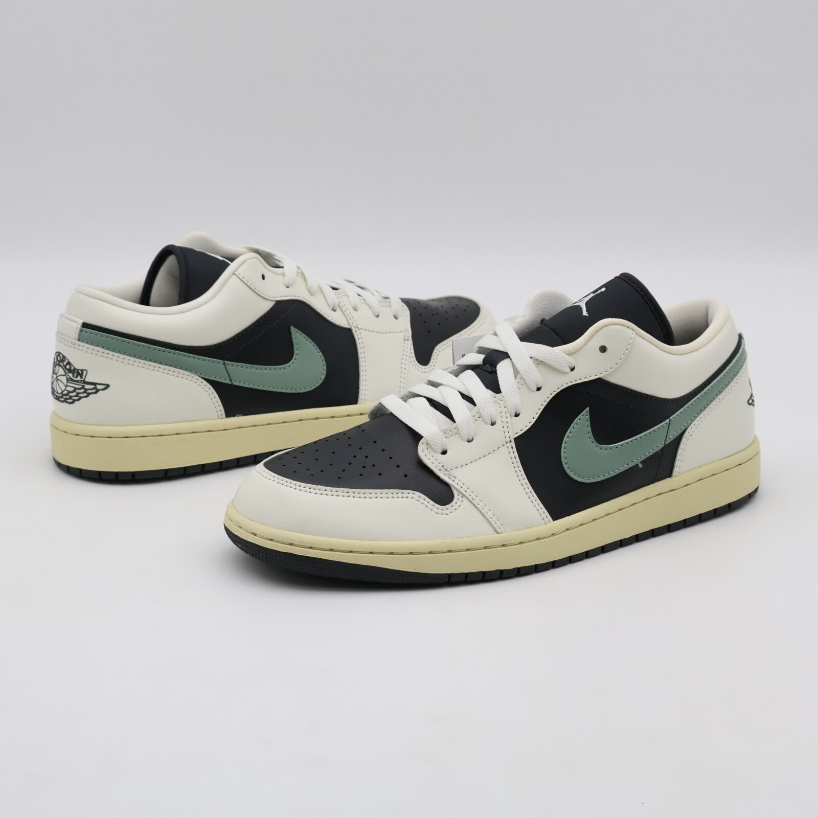 DC0774-001 Nike Air Jordan 1 Low Jade Smoke (Women's)