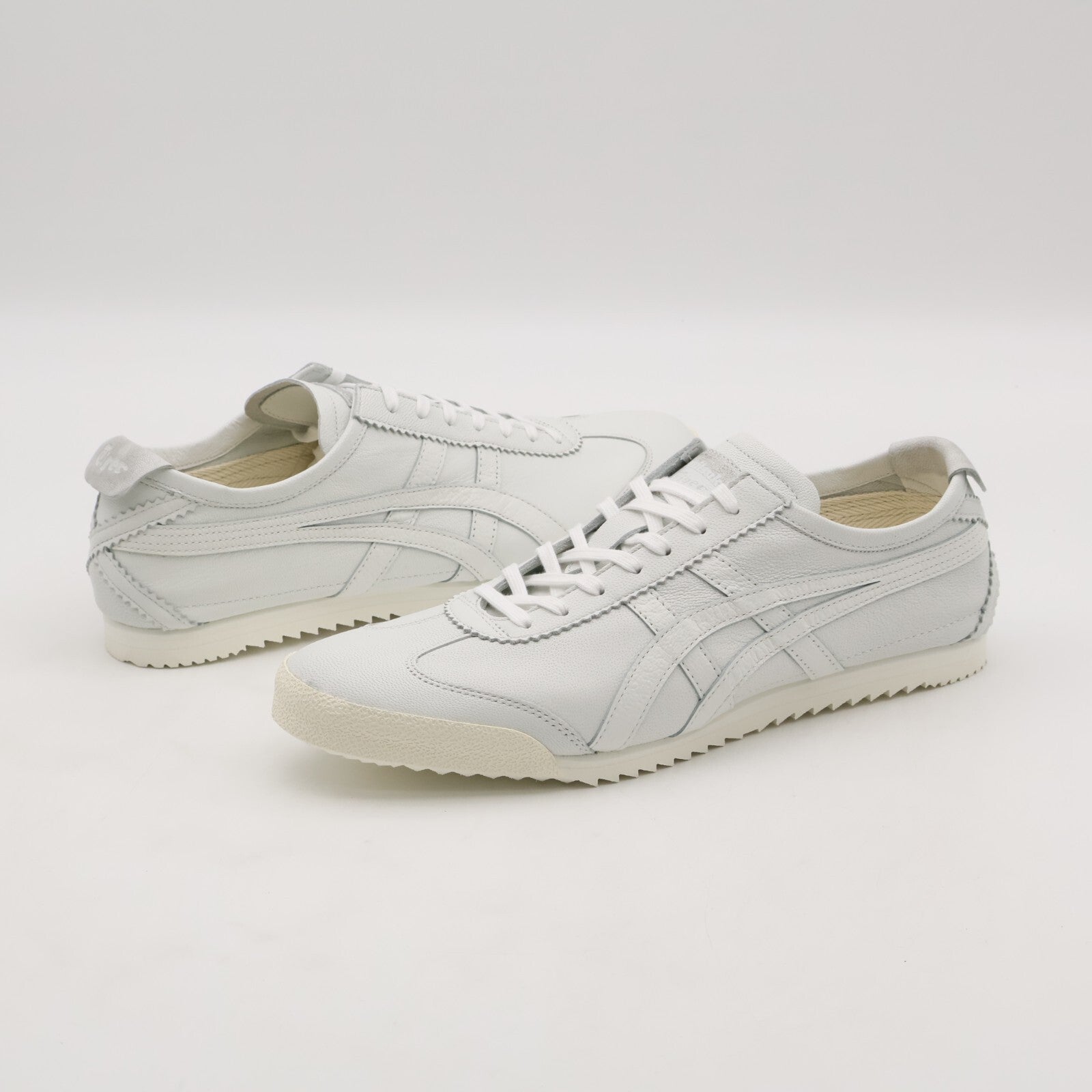 1181A367-101 Onitsuka Tiger NIPPON MADE Mexico 66 Deluxe White (Men's)