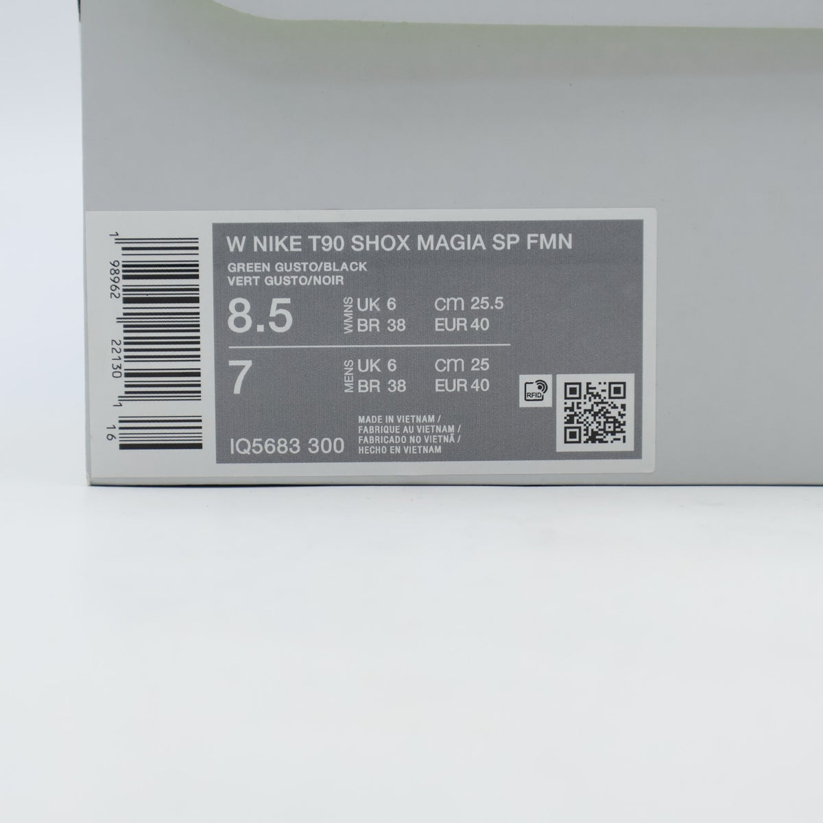 IQ5683-300 Forget-me-nots Ã Nike Total 90 Shox Magia "Green Gusto" (Women's)
