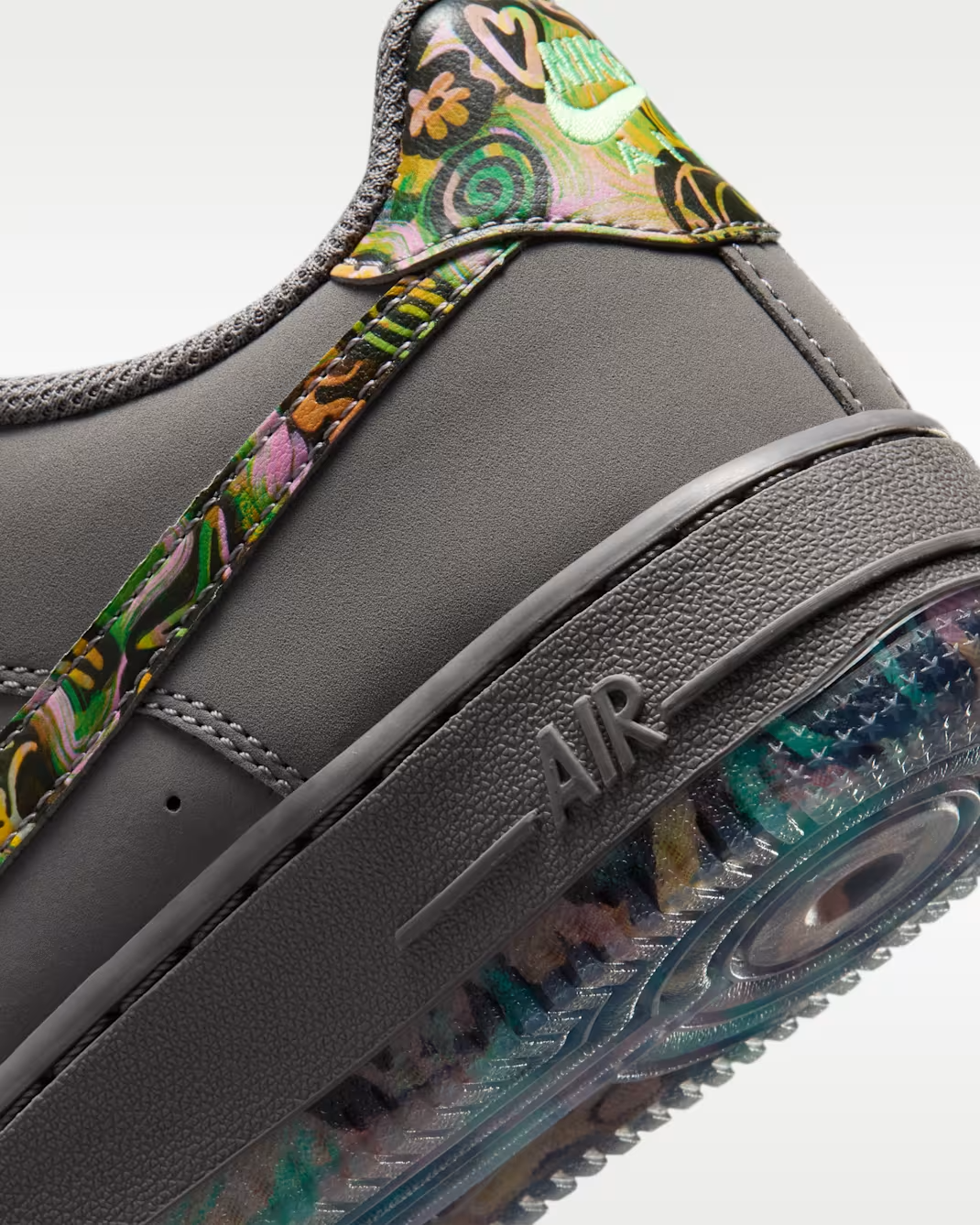 IO0318-001 Andrea Bergart Ã Nike GS Air Force 1 Low "Pencil Point"