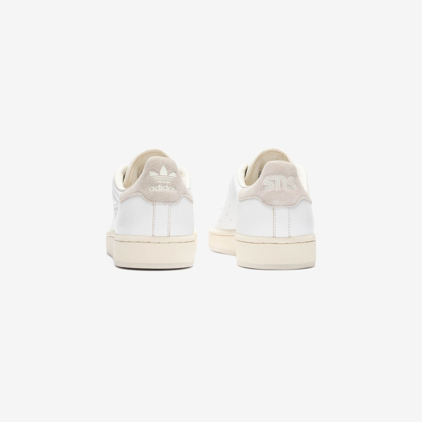 ID2885 SNS adidas Originals OFFCL Core White Off White Alumina (Men's)