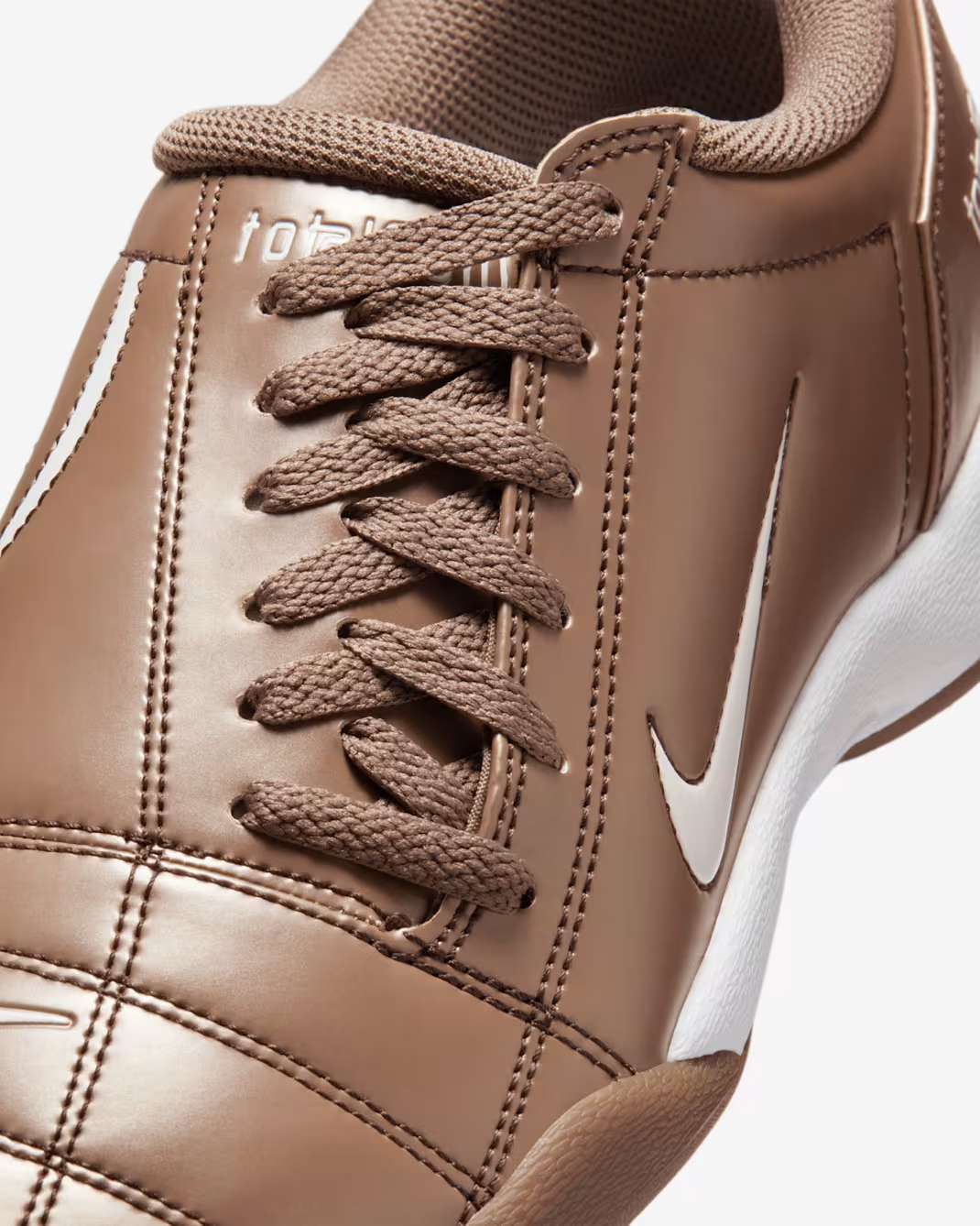 HQ2851-202 Nike Total 90 3 Mink Brown (Men's)