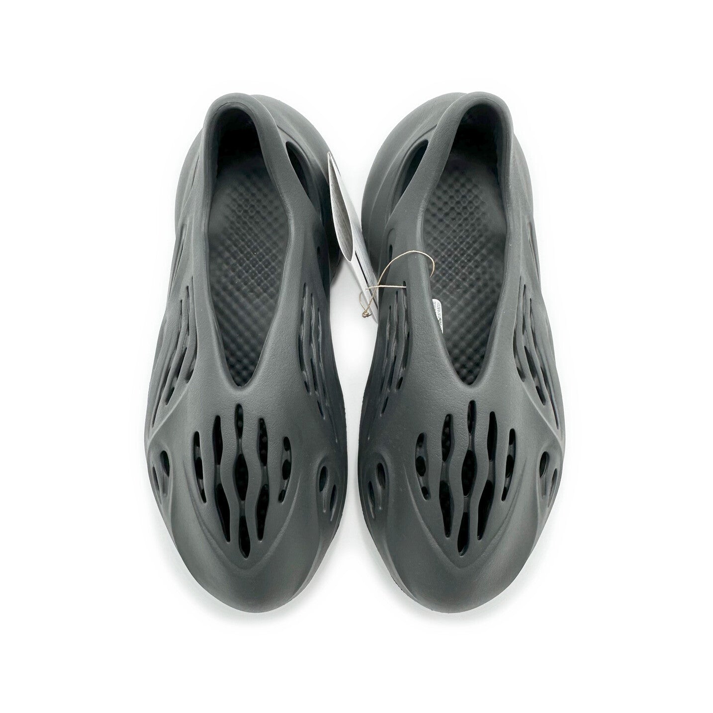 IG5349 adidas Yeezy Foam Runner Carbon (Men's)