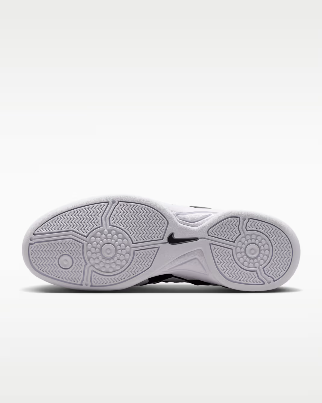 IO2388-100  Nike Total 90 Soccer Ballm White Black (Women's)