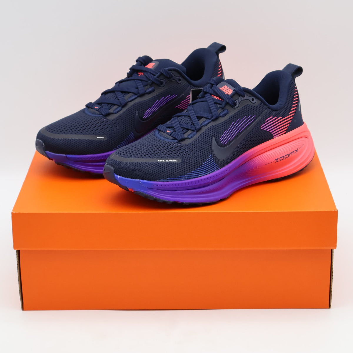 IR0784-451 Nike Vomero 18 Obsidian Purple Dynasty Flash Crimson (Women's)