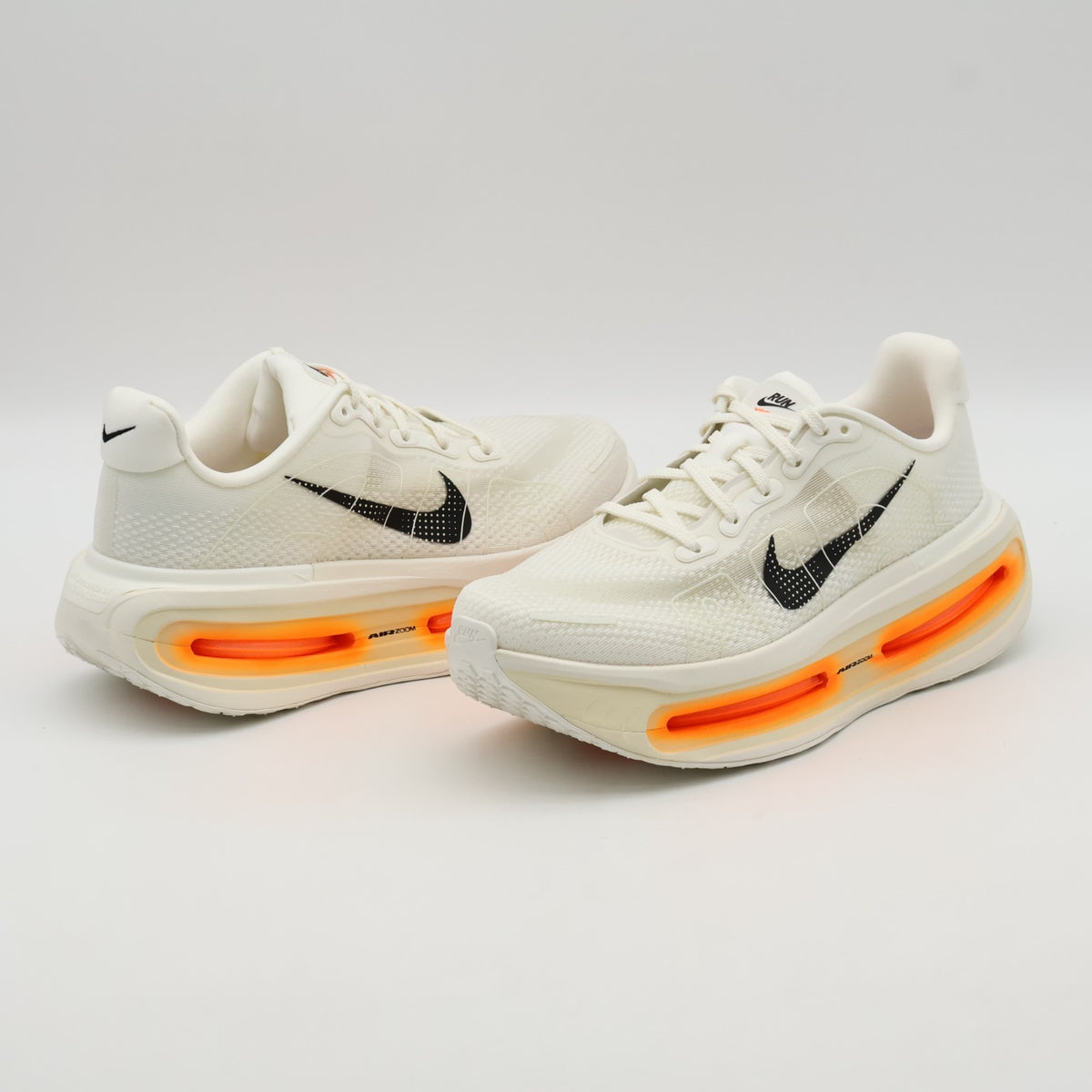 IQ4035-100 Nike Vomero Premium Sail Coconut Milk Total Orange (Men's)