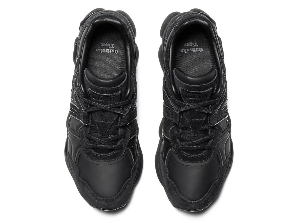 1183C618-001 Onitsuka Tiger TIGRUN BLACK BLACK (Men's)