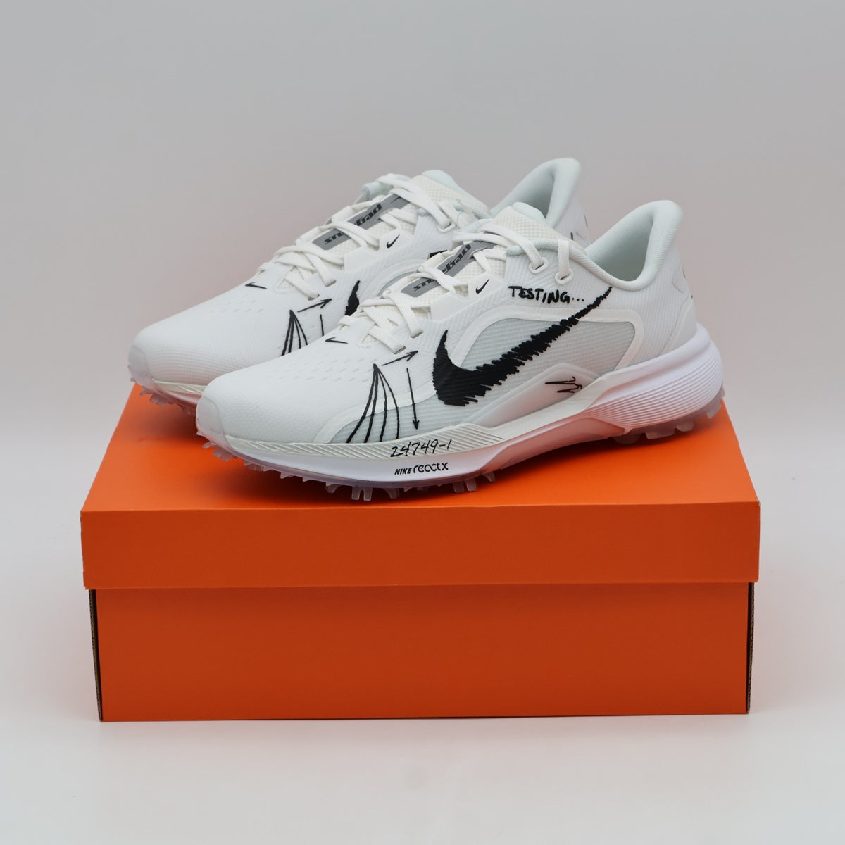 IR3240-100 Nike Pegasus 1 Golf White Black (Men's)