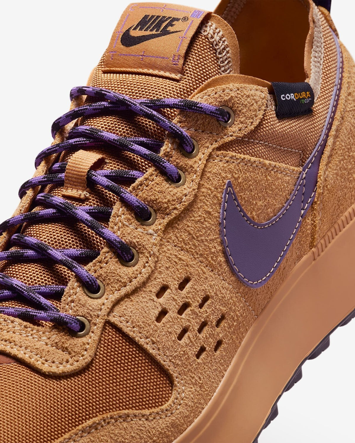 HJ4316-200 Nike C1Ty PRM Flax Wild Grape (Men's)