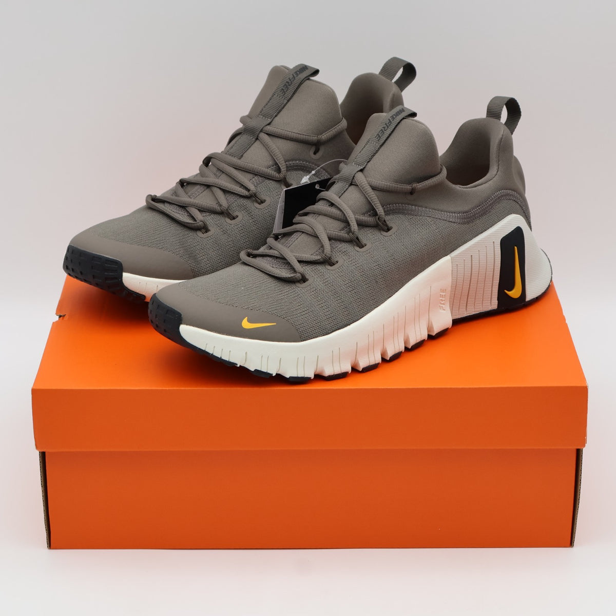 FJ7127-201 Nike Free Metcon 6 Cave Stone Light Bone Sail Sundial (Men's)