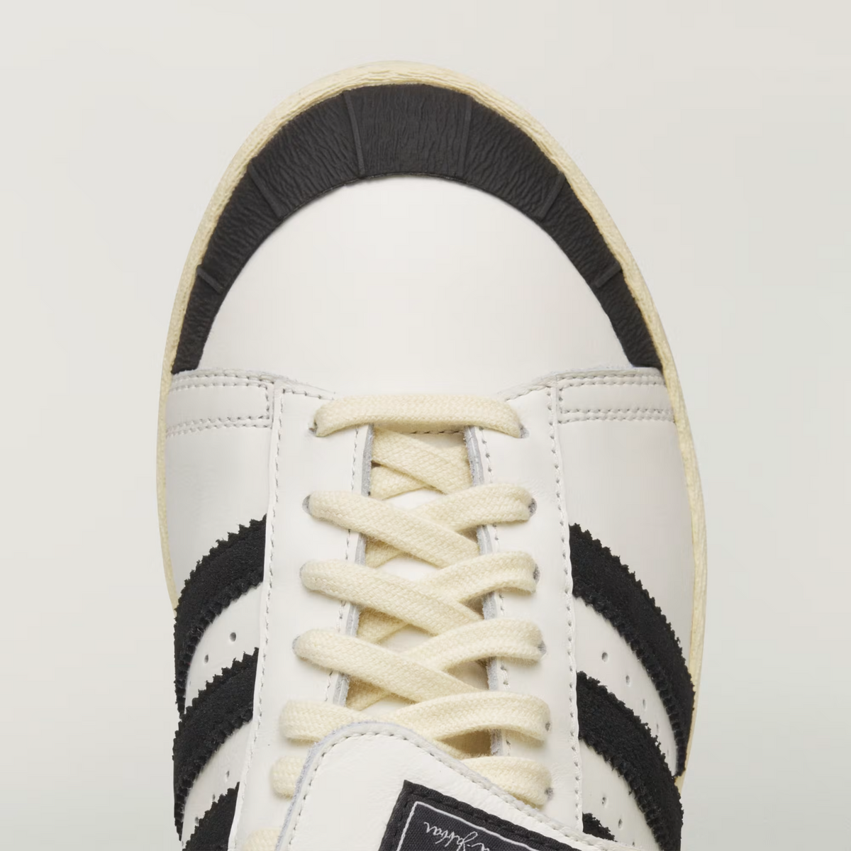 JP6107 Willy Chavarria Ã adidas Originals Jabbar Low Off White Core Black(Men's)