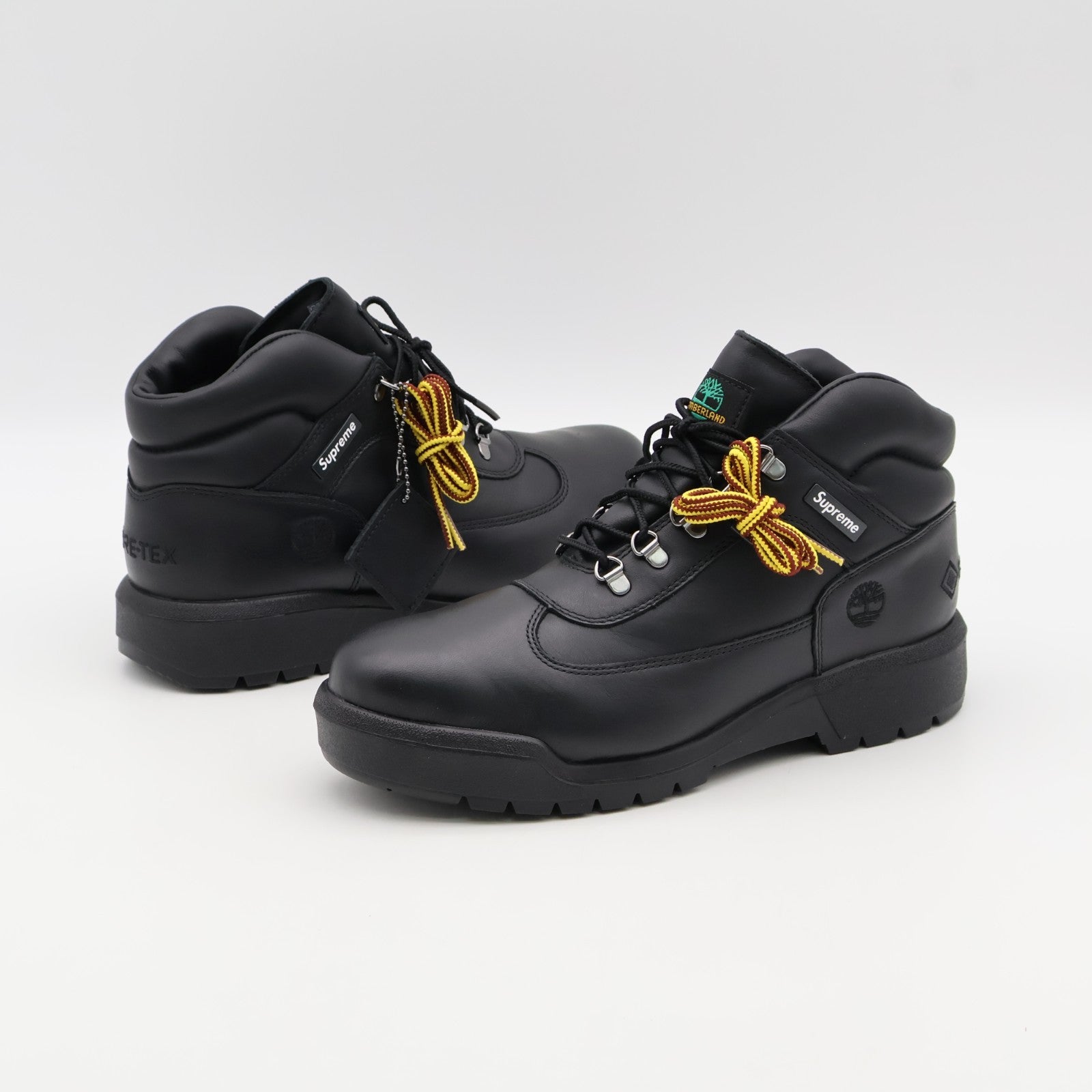 TB0A6FTXW02 Supreme Timberland Field Boot Black FW24 Week13 (Men's)