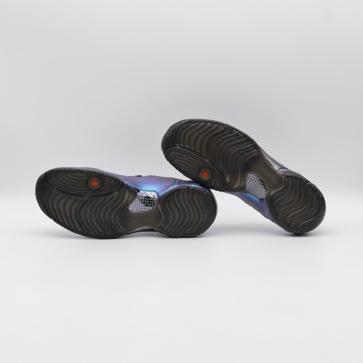 HJ4478-001 Nike Clogposite Multi-Color and Off Noir (Men's)